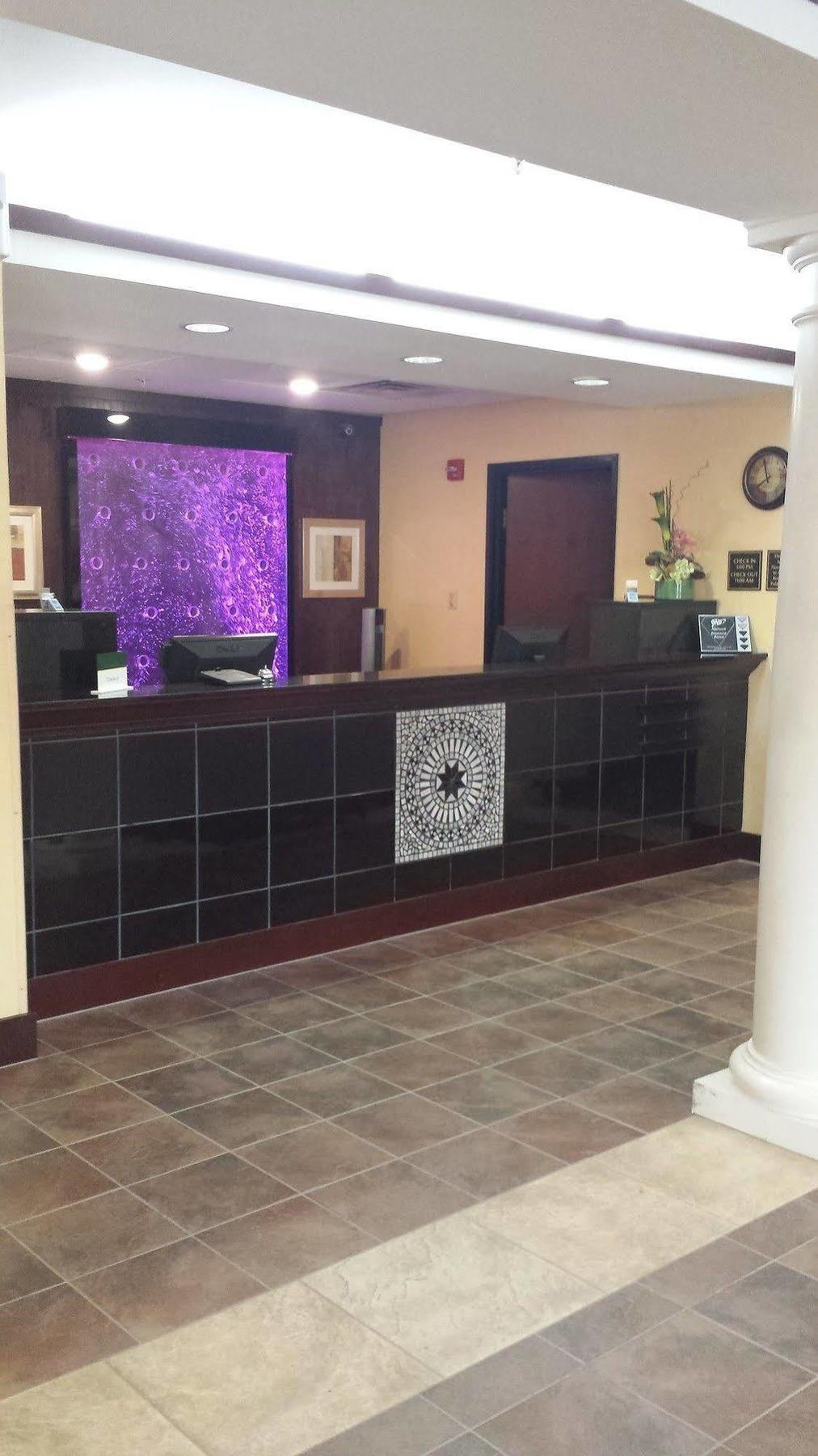 Paradise Inn & Suites Towanda Εξωτερικό φωτογραφία