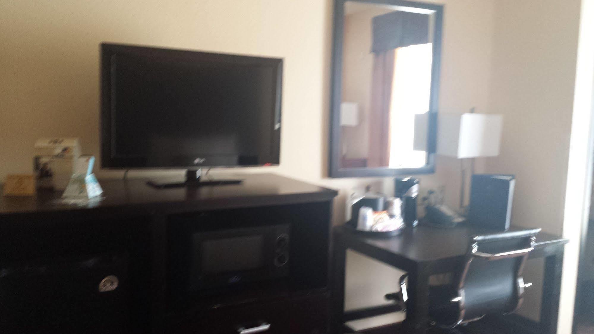 Paradise Inn & Suites Towanda Εξωτερικό φωτογραφία